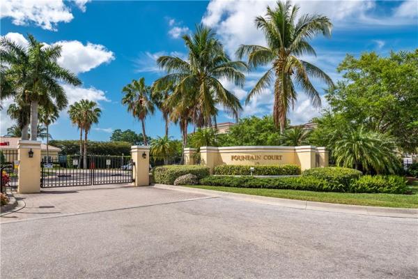 FOUNTAIN COURT PH 01