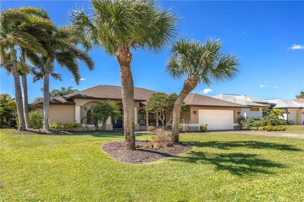 ROTONDA WEST BROADMOOR