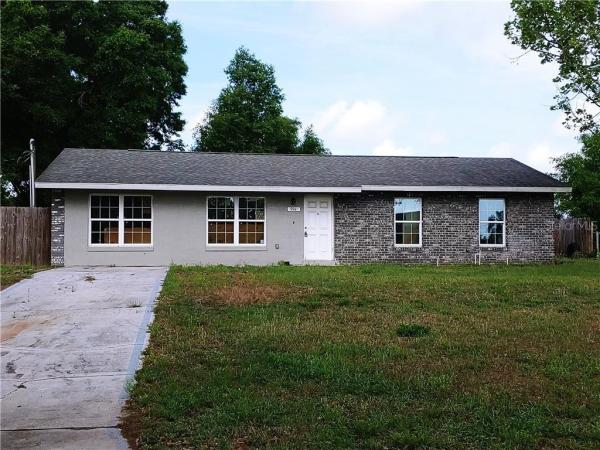 LADY LAKE APRIL HILLS