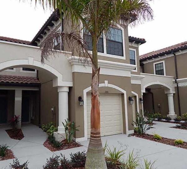 MUIRFIELD VILLAGE AT HONORE