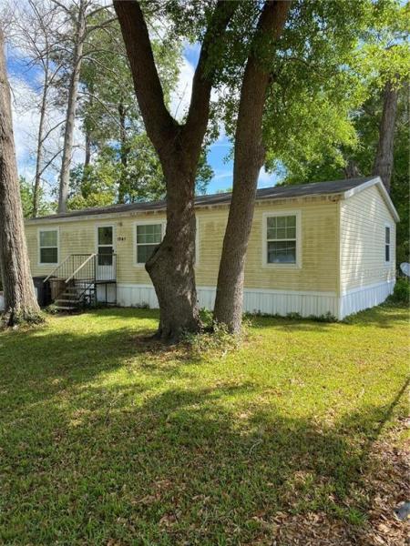 GOLDEN HOLIDAY ADD 01