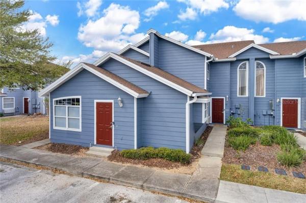 ISLAND CLUB WEST PH 02