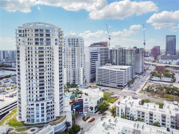 TOWERS OF CHANNELSIDE