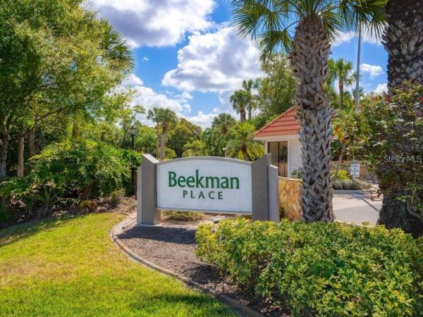 HUNTERS WALK - HAMLETS