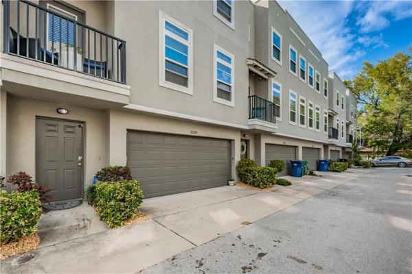 VILLAS OF HORATIO TWNHMS