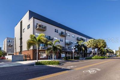 1010 CENTRAL CONDO UNIT 106