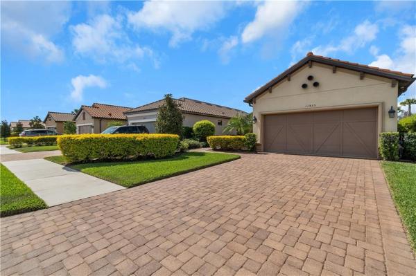 ESPLANADE/STARKEY RANCH PH 1