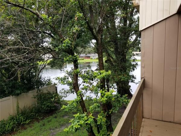 CARROLLBROOK LAKESIDE CONDOMIN