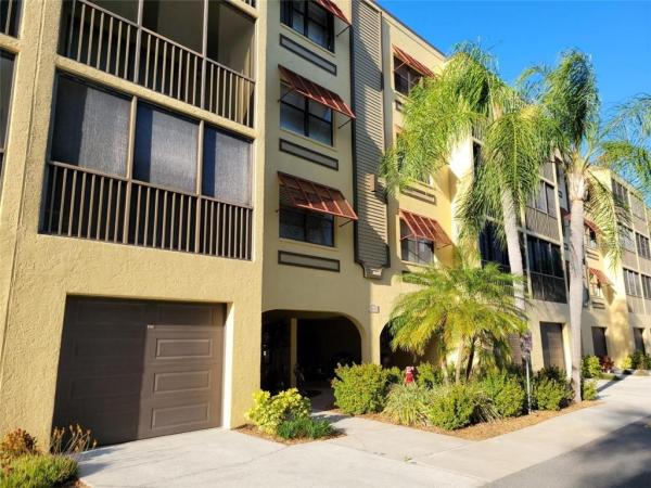 6000 PARK PLACE CONDO