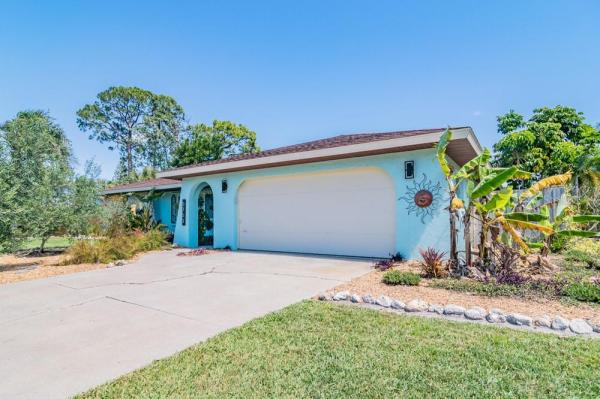 PHILLIPPI GARDENS 03