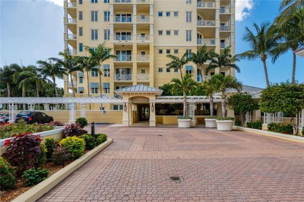 ORCHID BEACH CLUB RESIDENCES