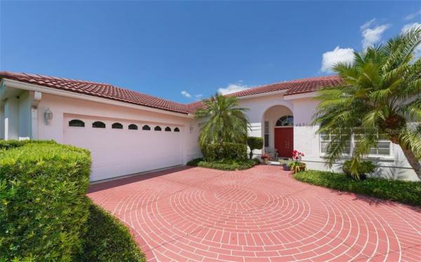 HERITAGE OAKS GOLF & COUNTRY CLUB