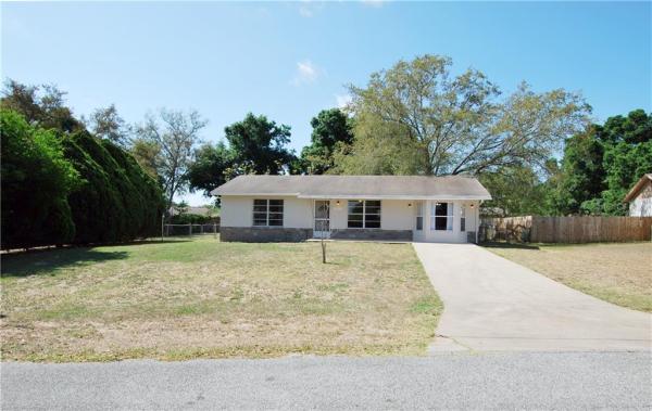 LADY LAKE APRIL HILLS