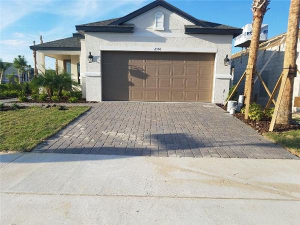 HIGHLAND RANCH ESPLANADE