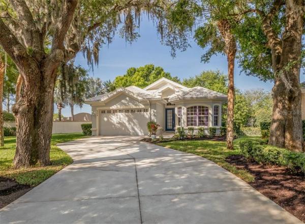 VENICE GOLF & COUNTRY CLUB UNIT 02E