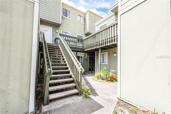 WINTER PARK WOODS CONDO