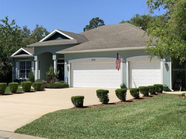 HIDDEN OAKS AT SPRUCE CREEK
