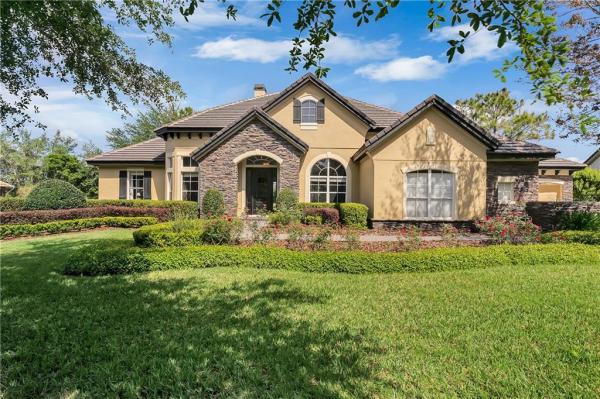 HEATHROW COUNTRY ESTATE