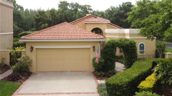 CHEVAL / BIARRITZ VILLAGE