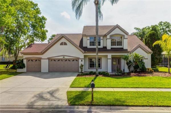 THE MEADOWS AT VAN DYKE FARMS