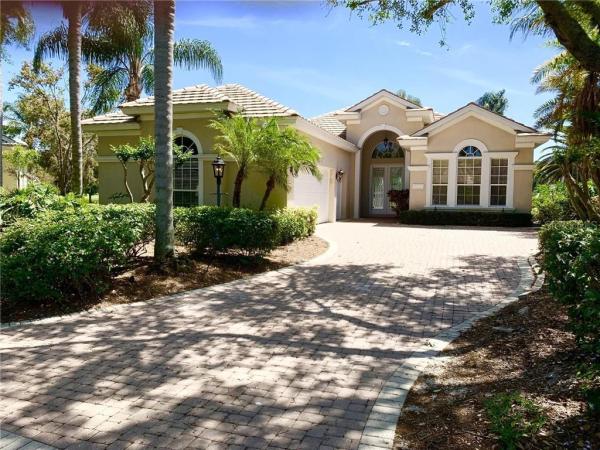 UNIVERSITY PARK CC/ASCOT