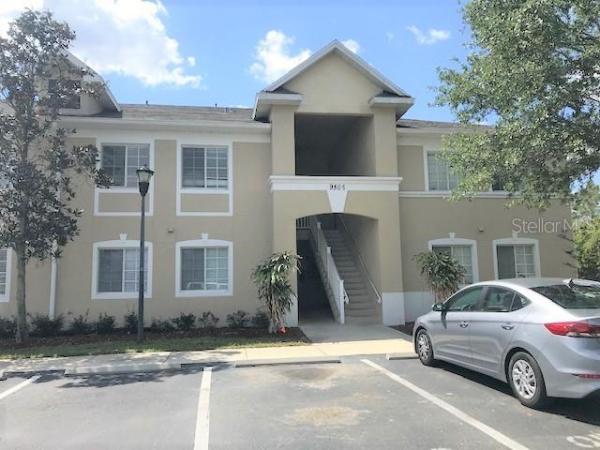 VILLAGES OF BLOOMINGDALE CONDO