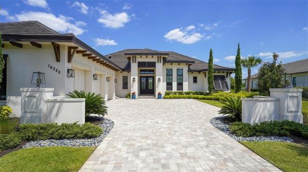 LAKE CLUB PH II UNIT 1-B