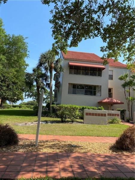 CONQUISTADOR BAY CLUB