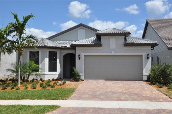 ISLANDWALK AT THE WEST VILLAGES