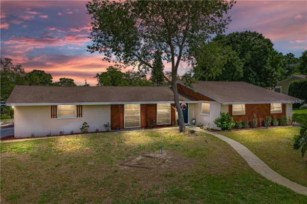 EAST LAKE PARK PH 01