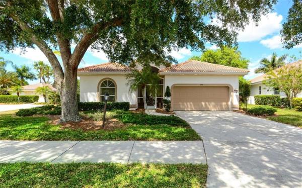 FALCON TRACE AT CALUSA LAKES