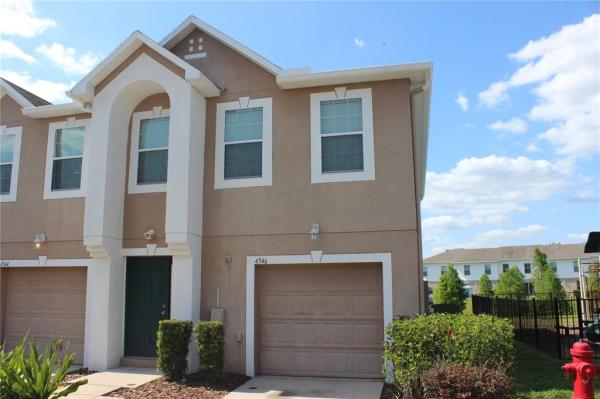 ASHBURN SQUARE TOWNHOMES