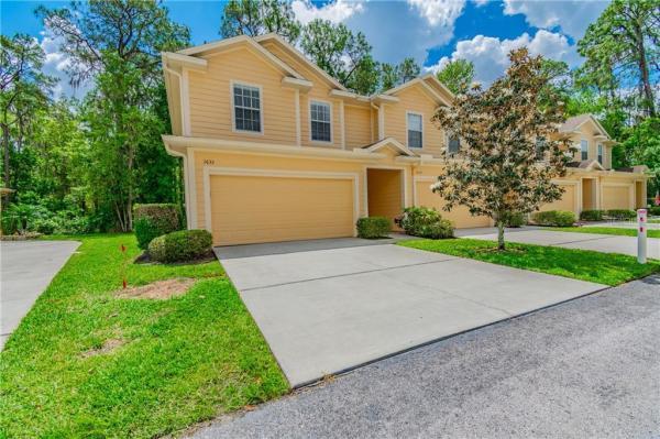 PINE GROVE CONDO AT BLOOMINGDALE