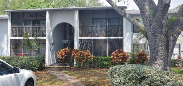 PINE RIDGE AT LAKE TARPON VILLAGE