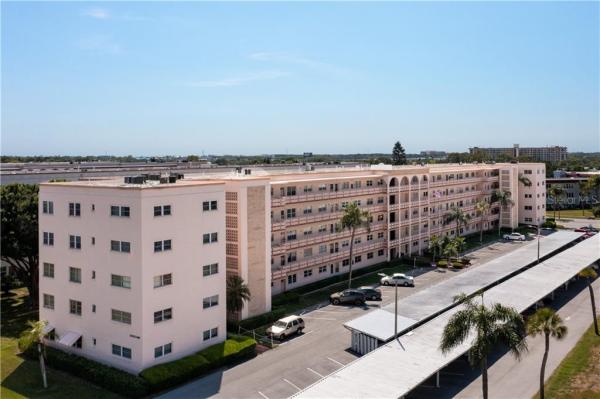 FIVE TOWNS OF ST PETE