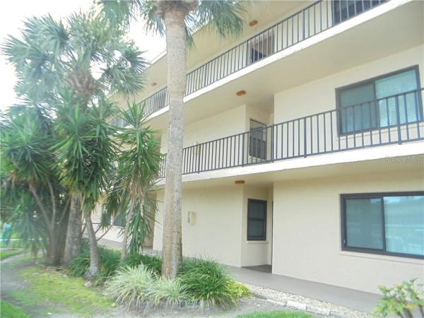 VILLAS DE GOLF CONDO