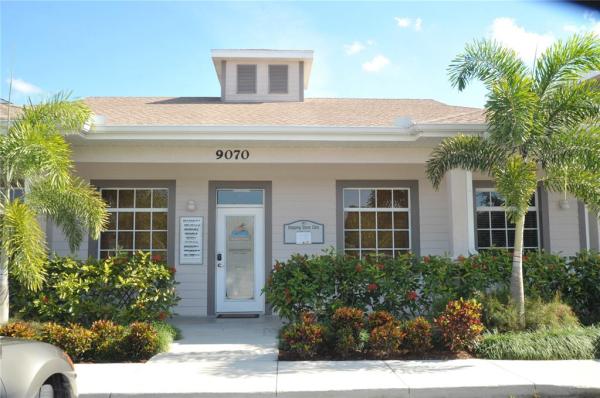 RANCH LAKE BUS CENTER PH 1