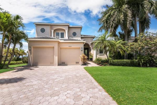 EMERALD POINTE NORTH