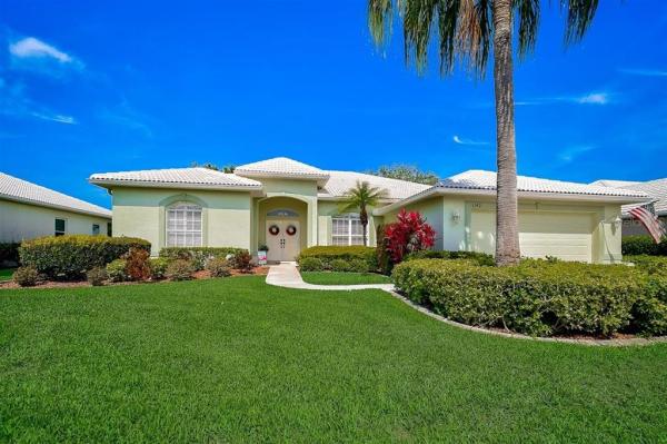 PELICAN POINTE GOLF & COUNTRY CLUB UNIT 4