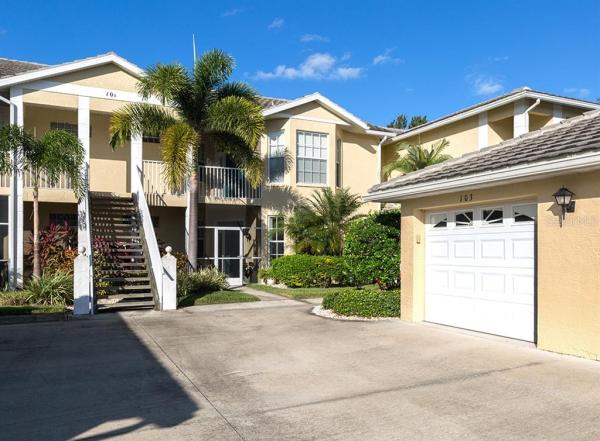 FAIRWAY GLEN/ST ANDREWS PK/PLA