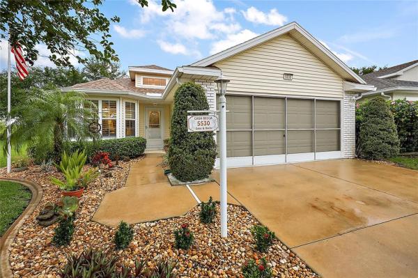 ROYAL HIGHLANDS PH 02 LT 992 ORB 1976 PG 173