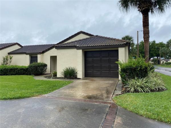 TAVARES VISTA DEL LARGO CONDO PH 02