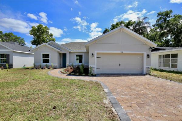 EUSTIS HANNUM HEIGHTS