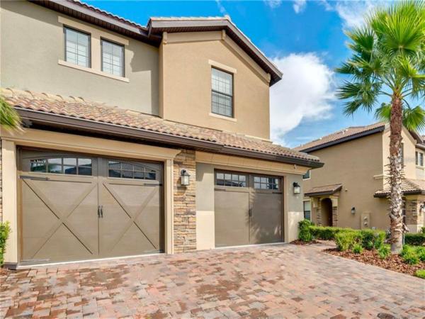 CHAMPIONS CLUB PH 31 BLDG #39