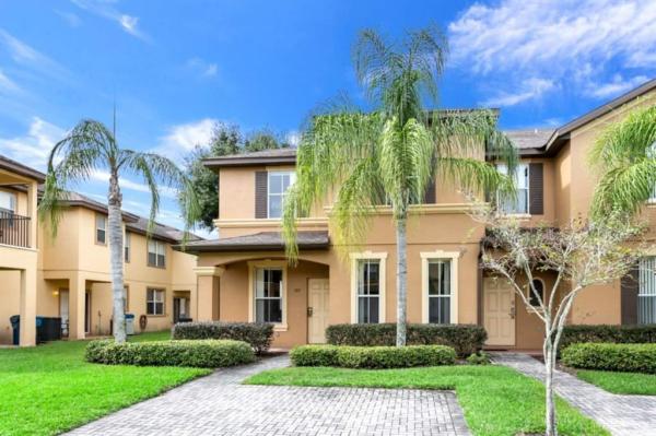 REGAL PALMS AT HIGHLAND RESERVE