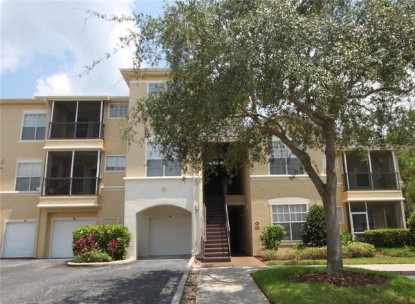 OXFORD PLACE AT TAMPA PALMS A