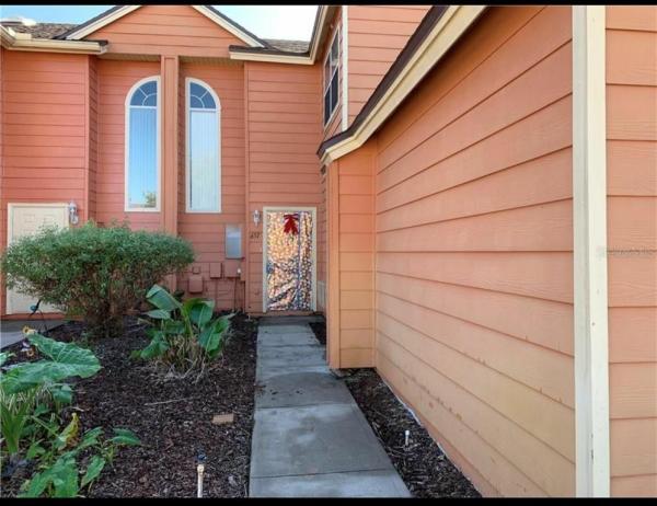 ISLAND CLUB WEST PH 02