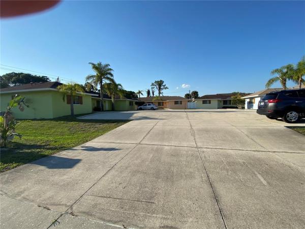 ROTONDA WEST PEBBLE BEACH