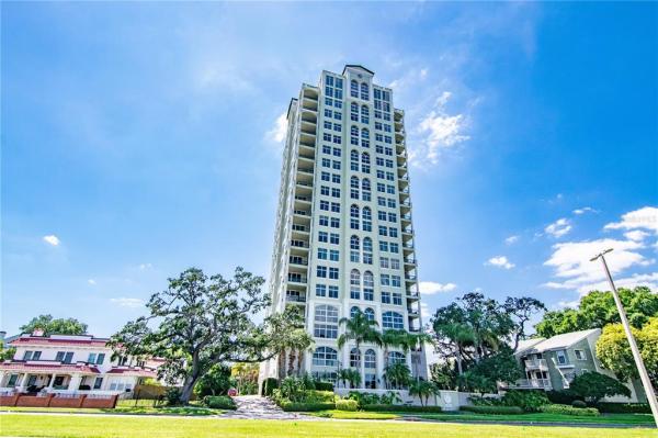 THE STOVALL ON BAYSHORE CONDOMINIUM