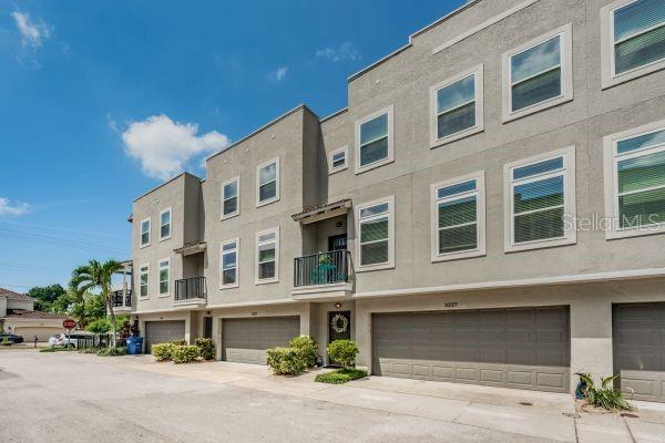 VILLAS OF HORATIO TWNHMS